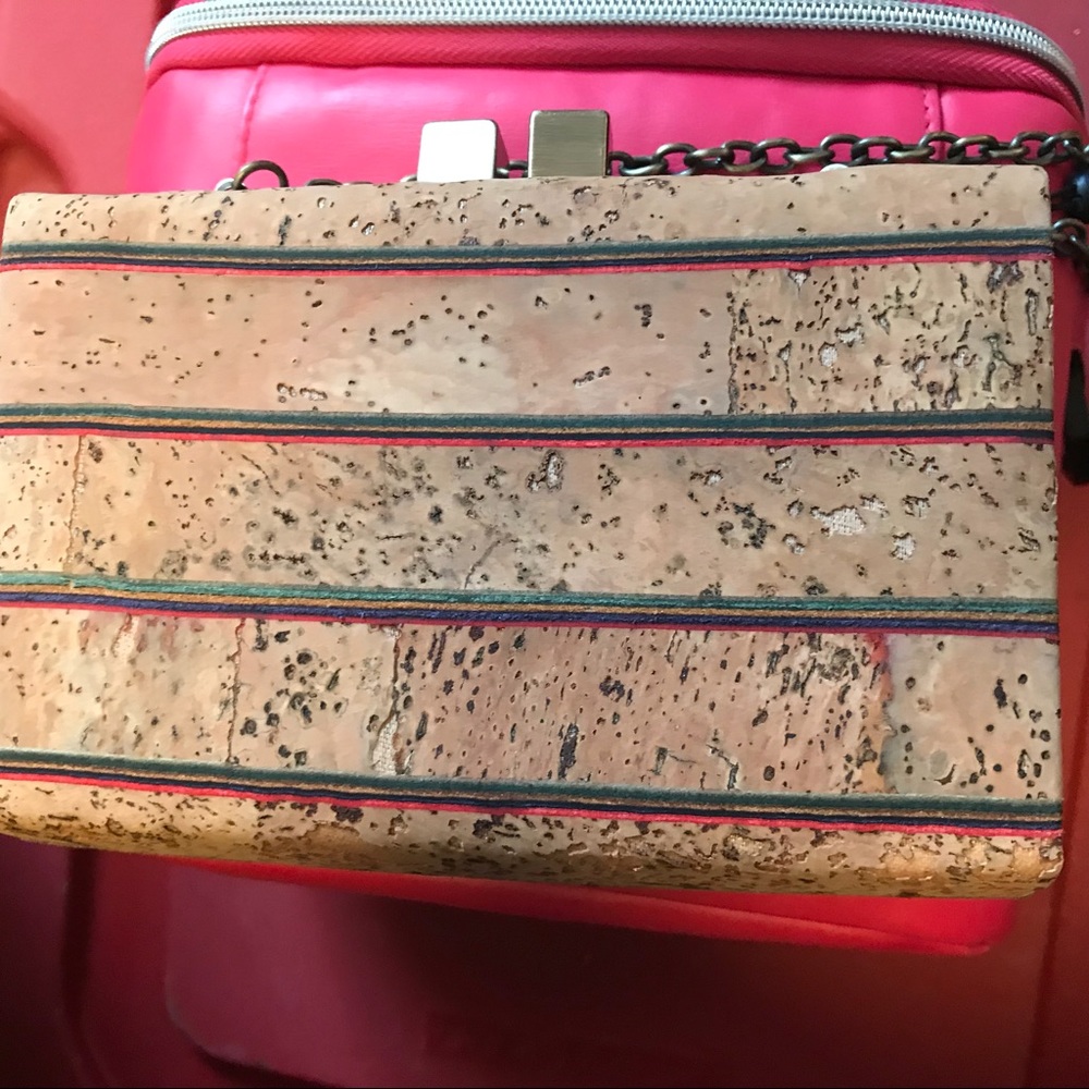 La Regale Cork Mini Purse - Picture 4 of 8